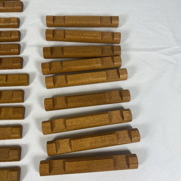 Lot Of 118 Clean Wooden Lincoln Logs And Roof Pieces For Building K'NEX 2014 - Picture 6 of 10